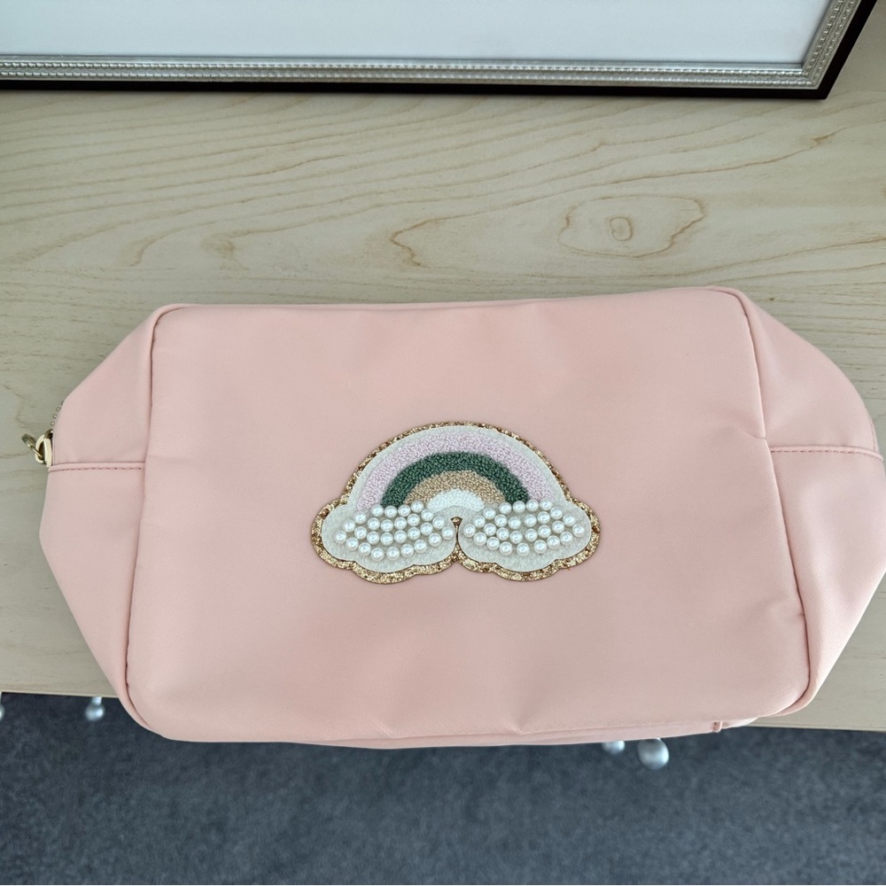 Stoney Clover Lane sparkling cider large pouch with patches